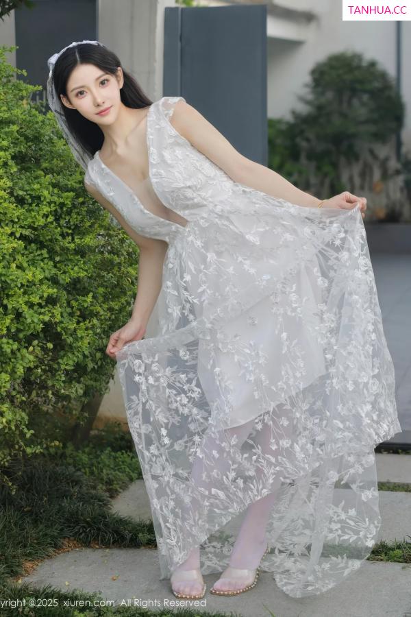   [XiuRen]高清写真图 2025.08.18 No.10661 梨霜儿 白色婚纱第30张图片
